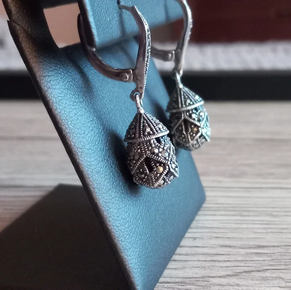 Sterling Silver Marcasite Earrings - Picture 4 of 5